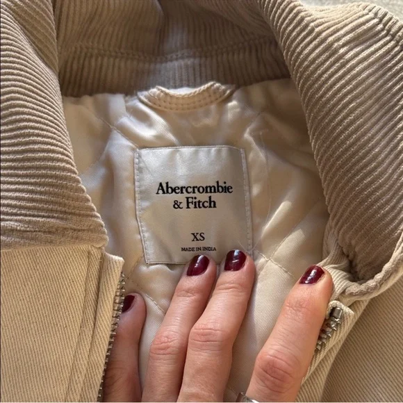 Beige Quilted Bomber Jacket - Picture 2 of 5